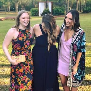 Meet your Posher, Claire